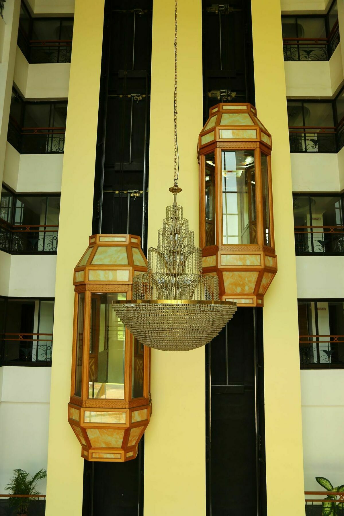 มยุรา เรซิเดนซี Hotel กูรูวาเยอร์ ภายนอก รูปภาพ